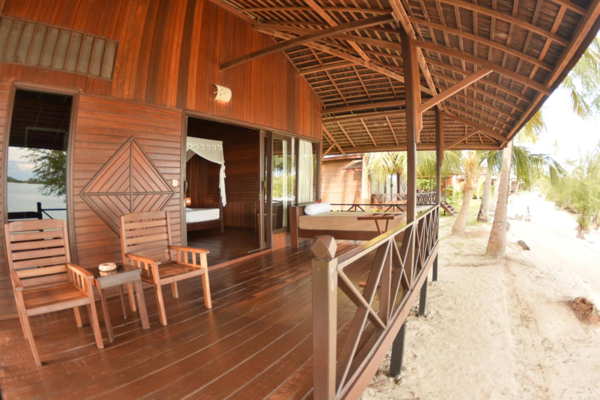 Nunukan Island Resort Maratua Island Exterior foto